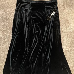 Elementz polyester skirt size small